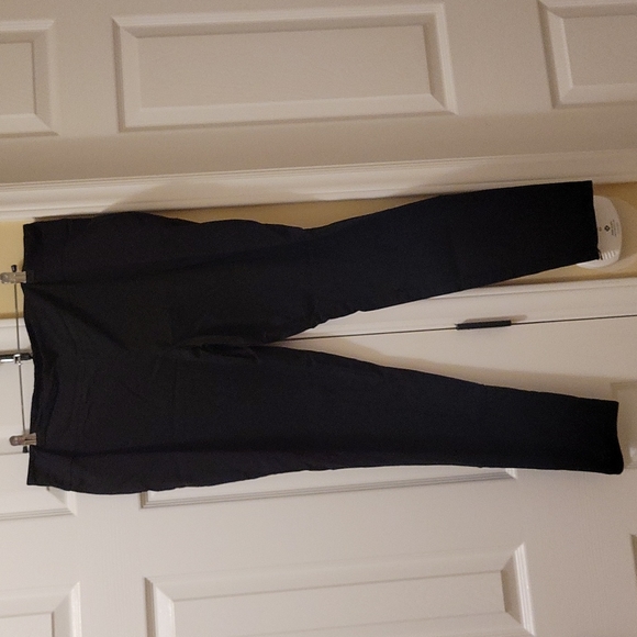 No Boundaries Pants - Nice women's No Boundaries black pants